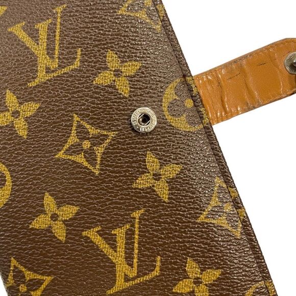 LOUIS VUITTON Vintage Checkbook Holder/Wallet - Picture 4 of 8